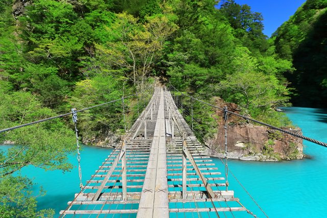 寸又峡の夢の吊り橋（静岡）