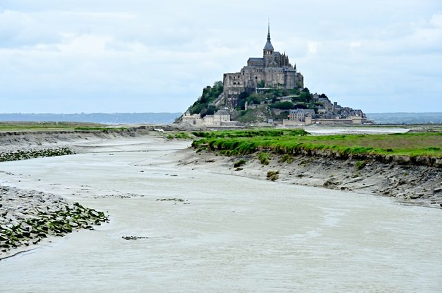モン・サン・ミッシェル 干潟と島